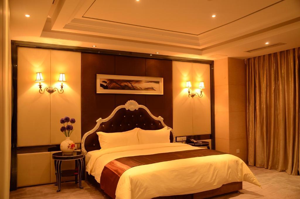 House International Hotel Chengdu Room photo